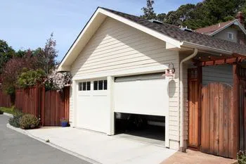 Golden Garage Door Service Chicago, IL 773-313-3863 - abt-cont-gr-18m