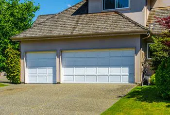 Golden Garage Door Service Chicago, IL 773-313-3863 - custom-cont-gdr-18m